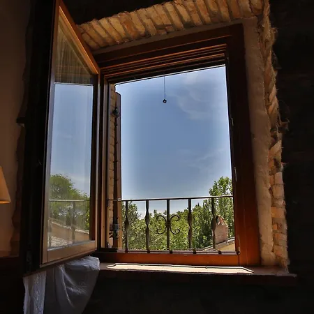 Valle Del Tione-gruppi- オルヴィエート